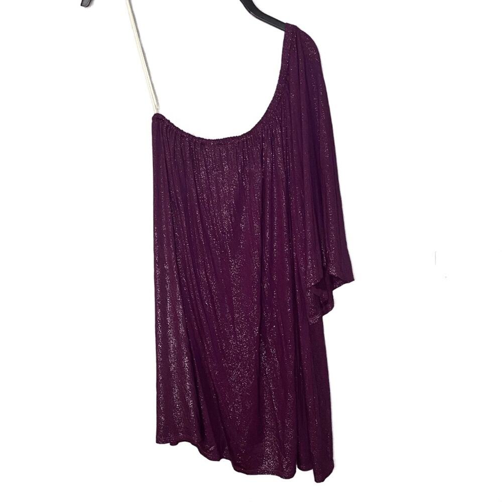 Type Z One‎ Shoulder Flowy Glitter Women's Purple Blouse Size Large
